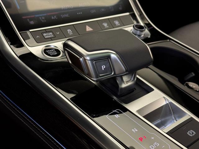 Photo of 2025 Mythos Black Metallic Audi Q8