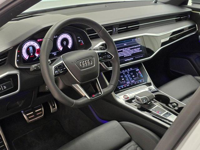 Photo of 2024 Glacier White Audi RS 6 Avant