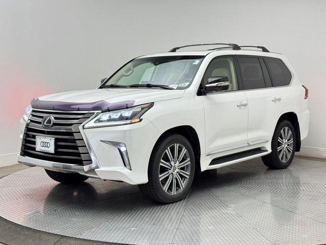 Photo of 2017 Starfire Pearl Lexus LX 570