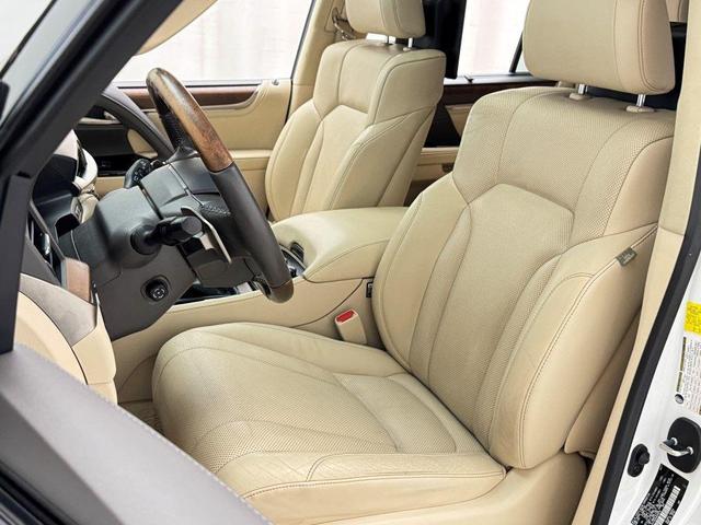 Photo of 2017 Starfire Pearl Lexus LX 570
