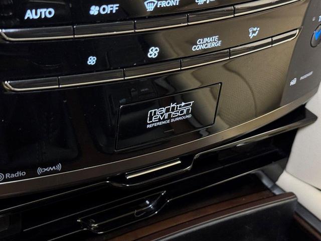 Photo of 2017 Starfire Pearl Lexus LX 570