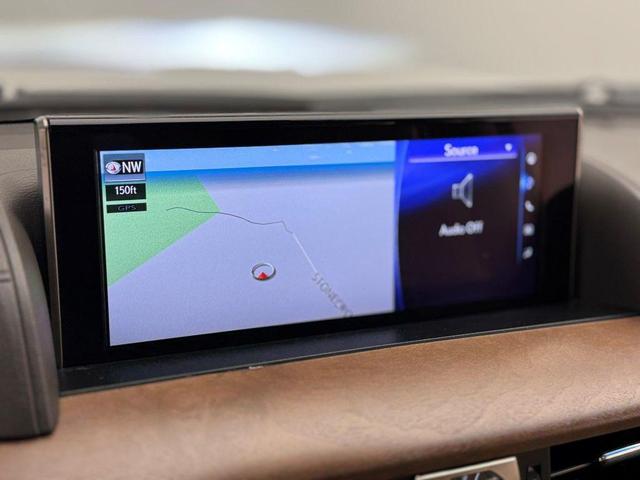 Photo of 2017 Starfire Pearl Lexus LX 570