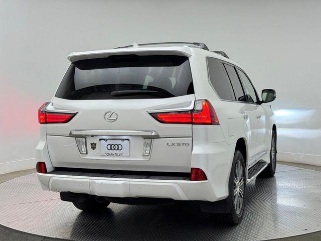 Photo of 2017 Starfire Pearl Lexus LX 570
