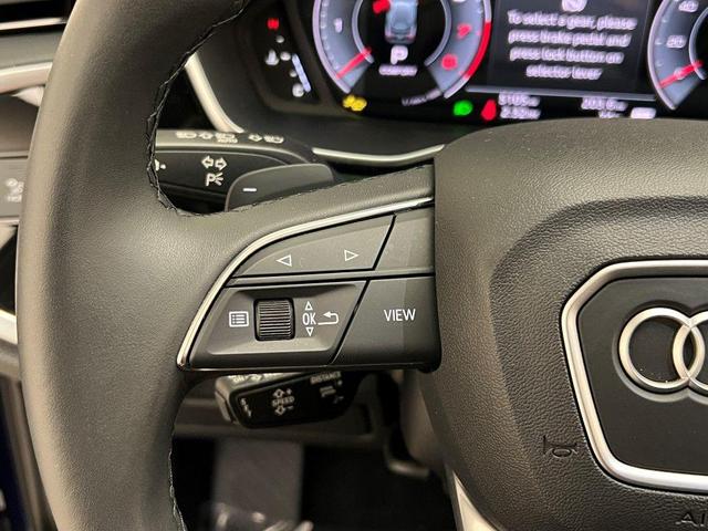 Photo of 2025 Blue Metallic Audi Q3
