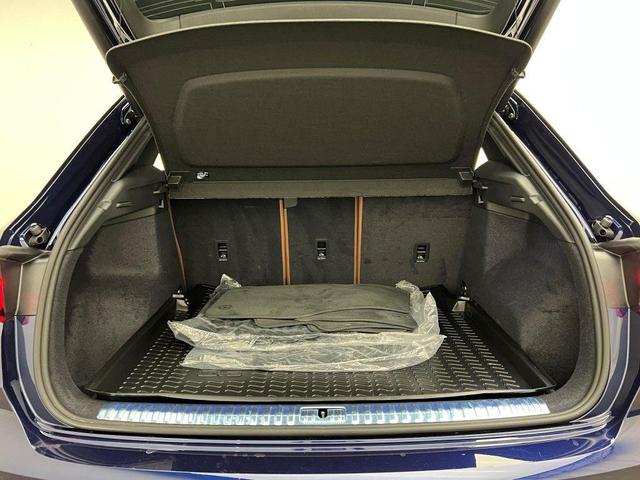 Photo of 2025 Blue Metallic Audi Q3