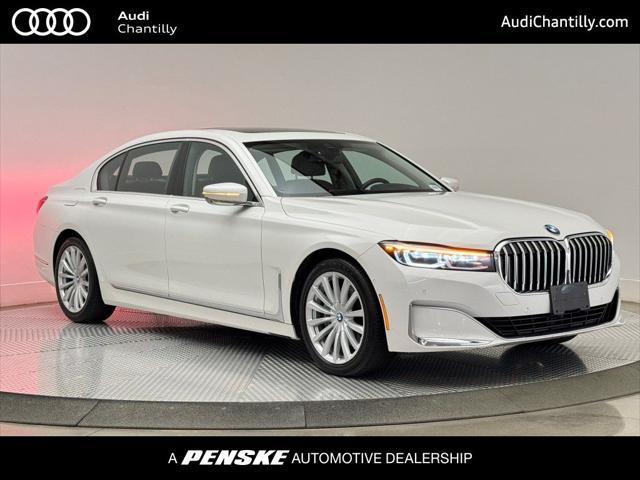 2022 BMW 740