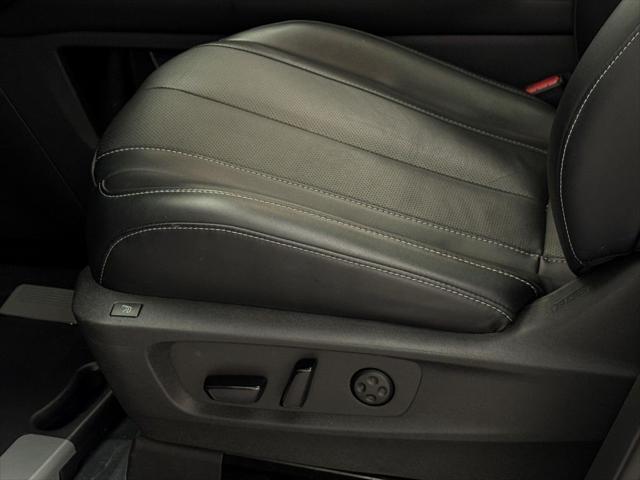 Photo of 2023 Moonbow Blue INFINITI QX60