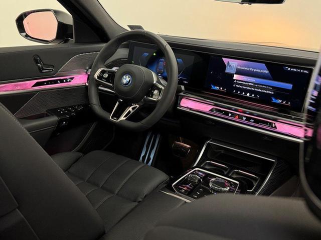 Photo of 2024 Black Sapphire Metallic BMW i7
