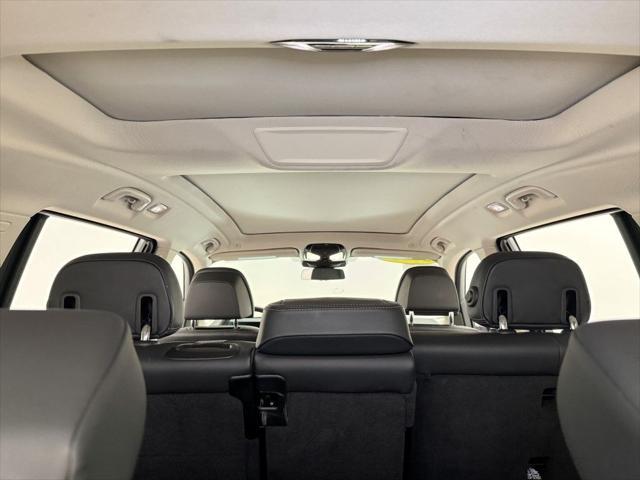 Photo of 2023 Black BMW X7