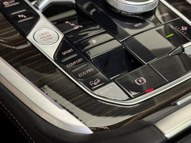 Photo of 2023 Black BMW X7