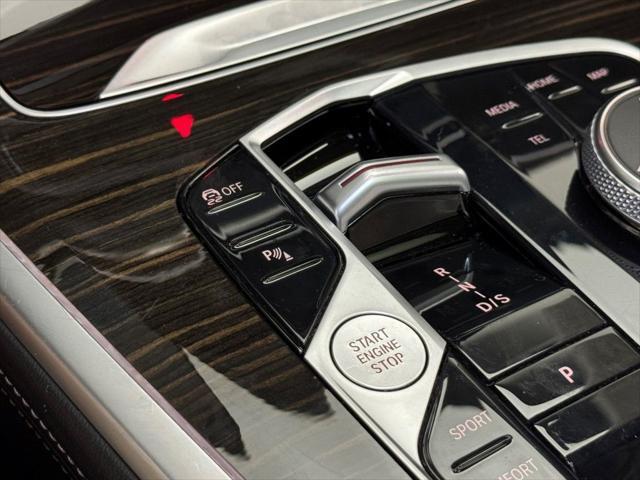 Photo of 2023 Black BMW X7