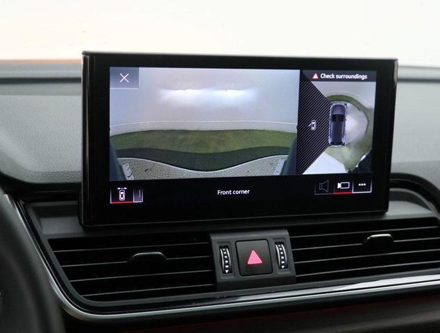 Photo of 2025 Florett Silver Metallic Audi Q5