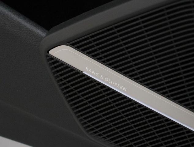 Photo of 2025 Florett Silver Metallic Audi Q5