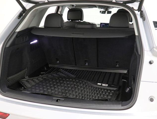 Photo of 2025 Florett Silver Metallic Audi Q5