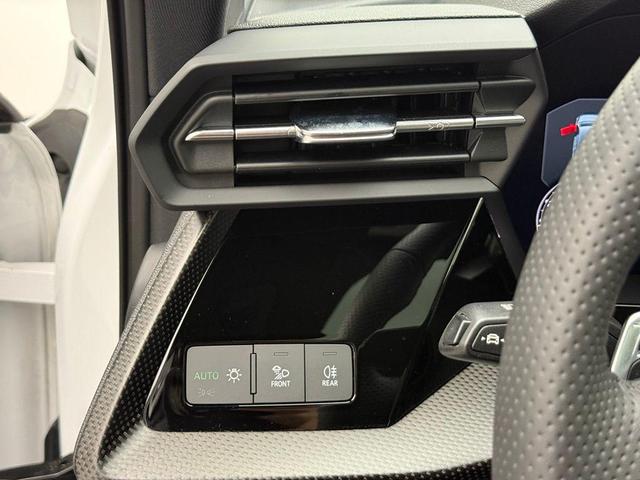 Photo of 2024 Glacier White Audi RS 3