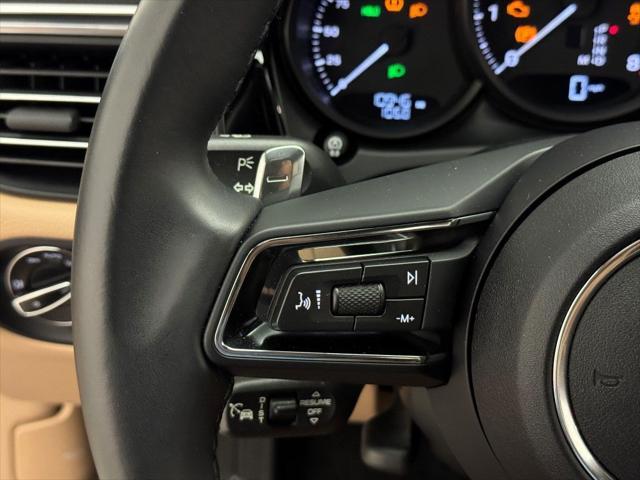 Photo of 2024 Dolomite Silver Metallic Porsche Macan