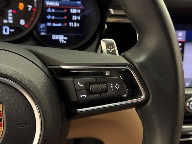 Photo of 2024 Dolomite Silver Metallic Porsche Macan