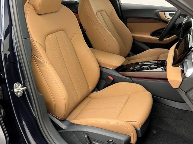 Photo of 2025 Firmament Blue Metallic Audi A5