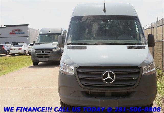 Photo of 2023 Blue Grey Mercedes-Benz Sprinter 2500