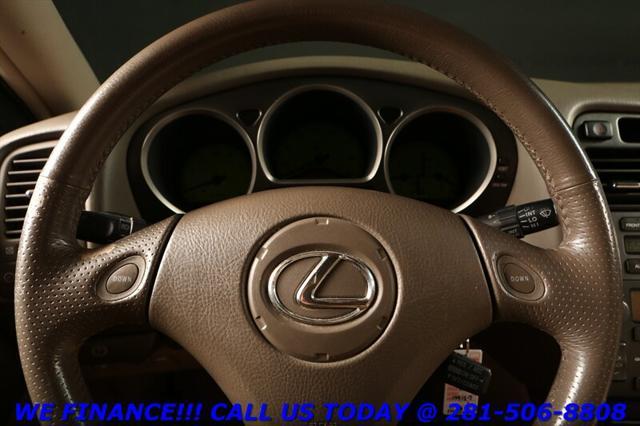 Photo of 2003 Crystal White Lexus GS 300