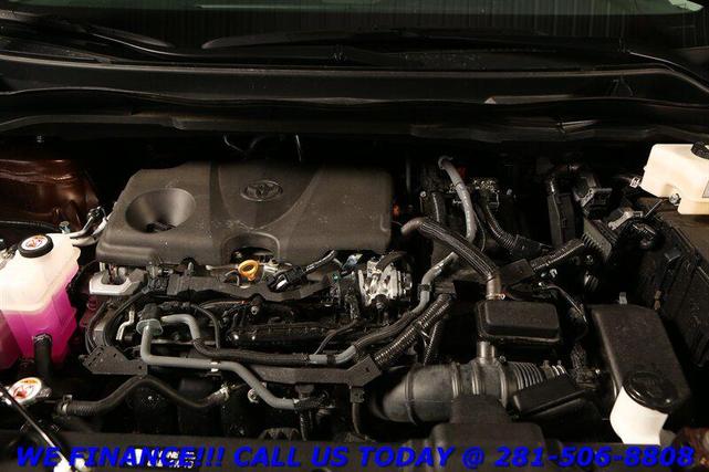 Photo of 2024 Sunset Bronze Mica Toyota Sienna