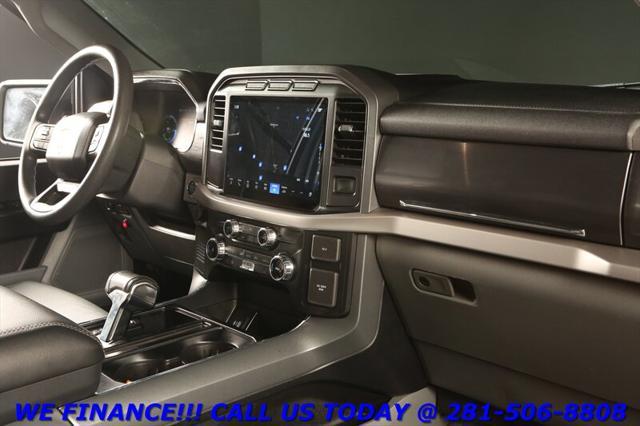 Photo of 2022 Oxford White Ford F-150 Lightning