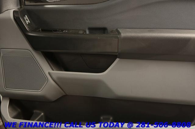 Photo of 2022 Oxford White Ford F-150 Lightning