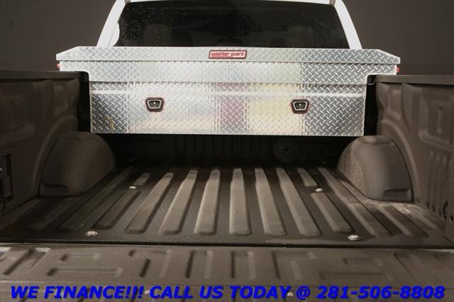 Photo of 2022 Oxford White Ford F-150 Lightning