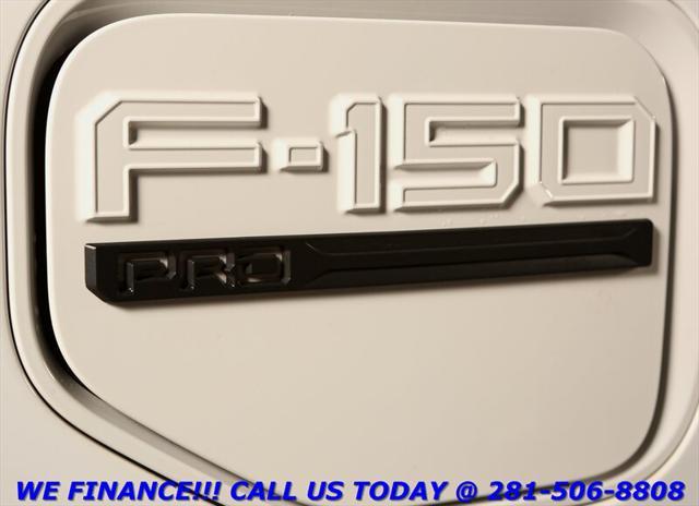 Photo of 2022 Oxford White Ford F-150 Lightning