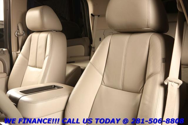 Photo of 2011 Sheer Silver Metallic Chevrolet Tahoe