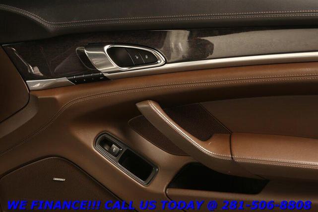 Photo of 2015 White Porsche Panamera