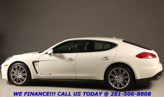 Photo of 2015 White Porsche Panamera