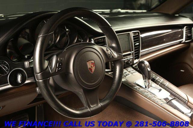 Photo of 2015 White Porsche Panamera