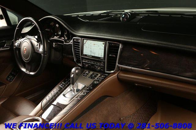 Photo of 2015 White Porsche Panamera