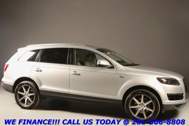 Photo of 2012 Ice Silver Metallic Audi Q7