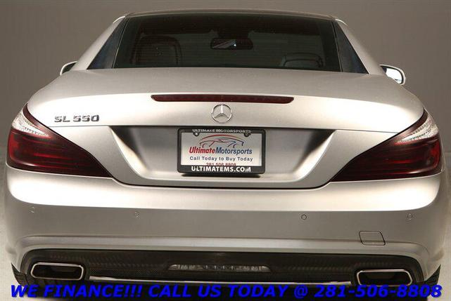 Photo of 2016 Designo Magno Alanite Gray (Matte Finish) Mercedes-Benz SL 550