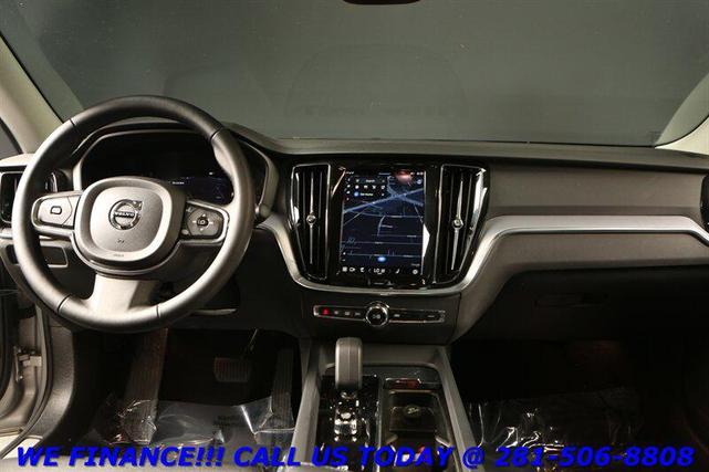 Photo of 2025 Bright Dusk Metallic Volvo S60