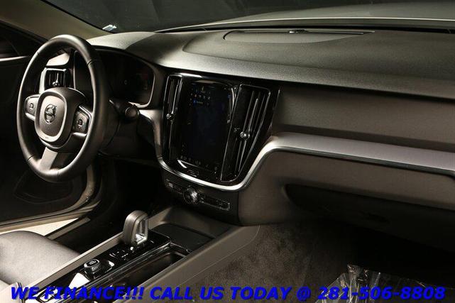Photo of 2025 Bright Dusk Metallic Volvo S60