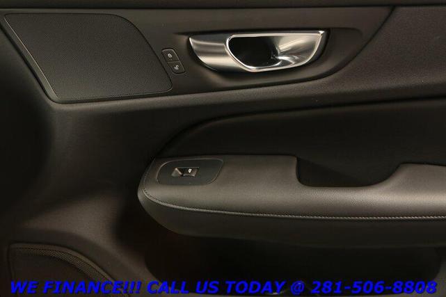 Photo of 2025 Bright Dusk Metallic Volvo S60