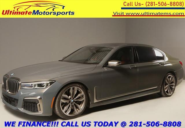 2022 BMW M760