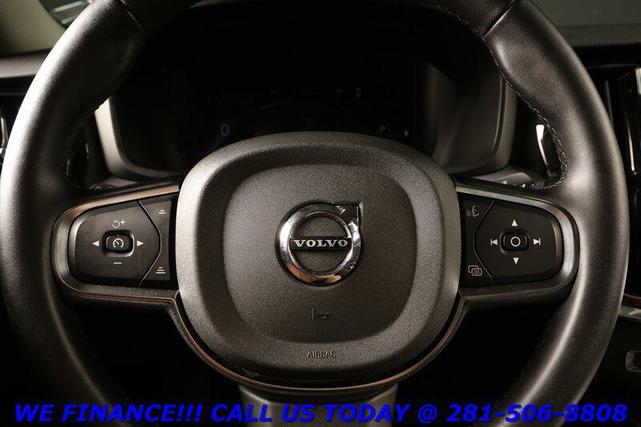 Photo of 2025 Bright Dusk Metallic Volvo S60