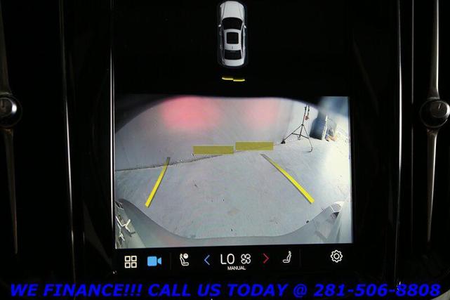 Photo of 2025 Bright Dusk Metallic Volvo S60