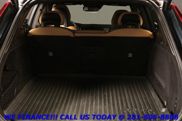 Photo of 2018 Denim Blue Metallic Volvo XC60