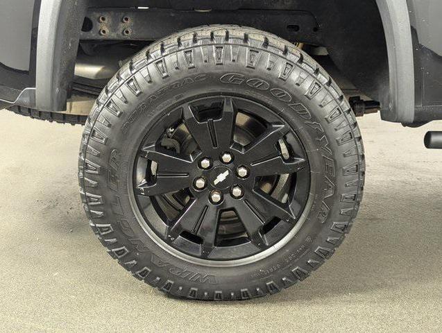 Photo of 2021 Black Chevrolet Colorado
