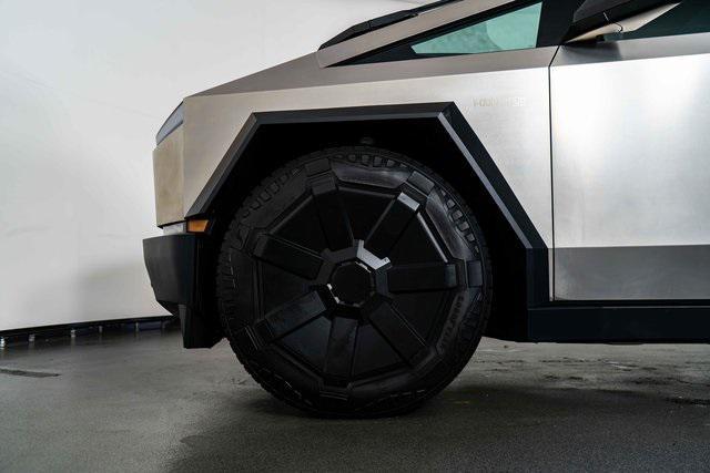 Photo of 2024 Stainless Steel Tesla Cybertruck