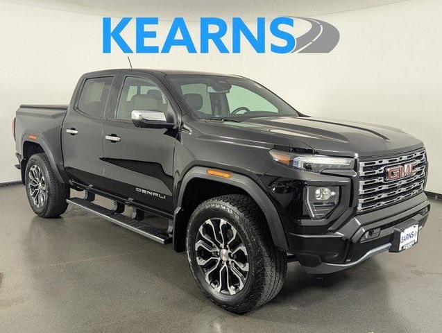 Photo of 2023 Onyx Black GMC Canyon