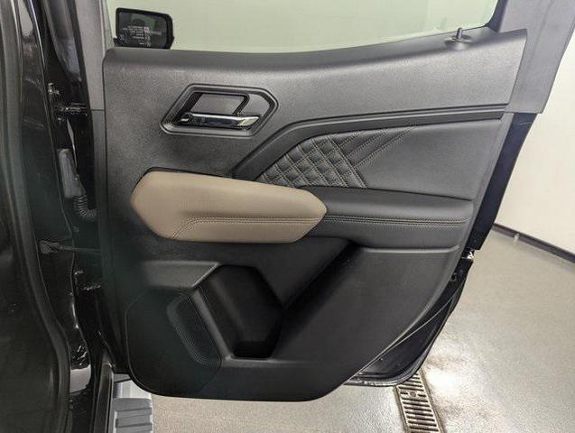Photo of 2023 Onyx Black GMC Canyon