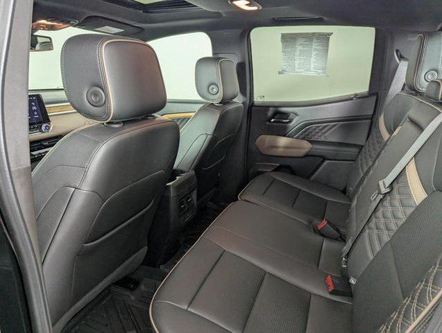 Photo of 2023 Onyx Black GMC Canyon
