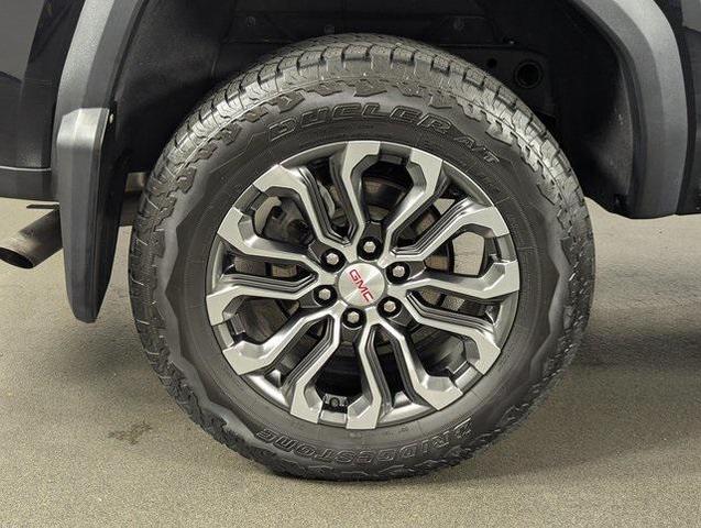 Photo of 2023 Onyx Black GMC Canyon