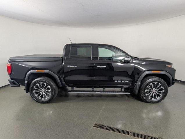 Photo of 2023 Onyx Black GMC Canyon